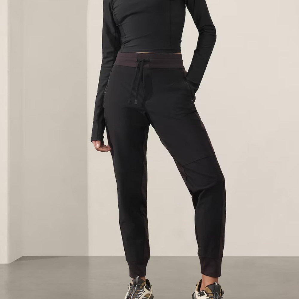 Athleta Headlands Hybrid Trek Jogger